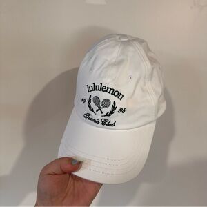 Lululemon Athletica Cream Cap